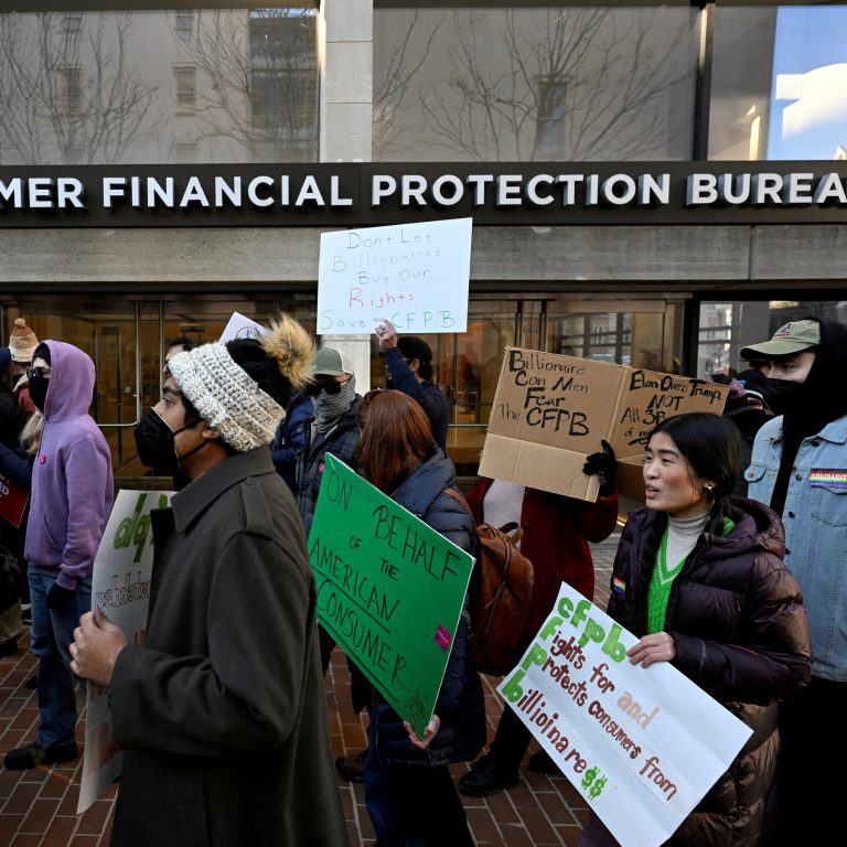 Read more about the article Appeals Court Scales Back Freeze on Firing Consumer Bureau Employees