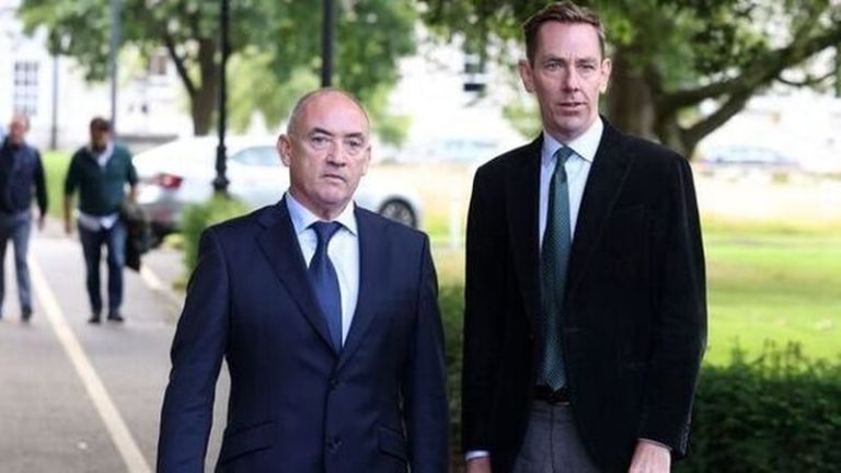 Read more about the article Tubridy and Kelly submit data access requests to RTÉ