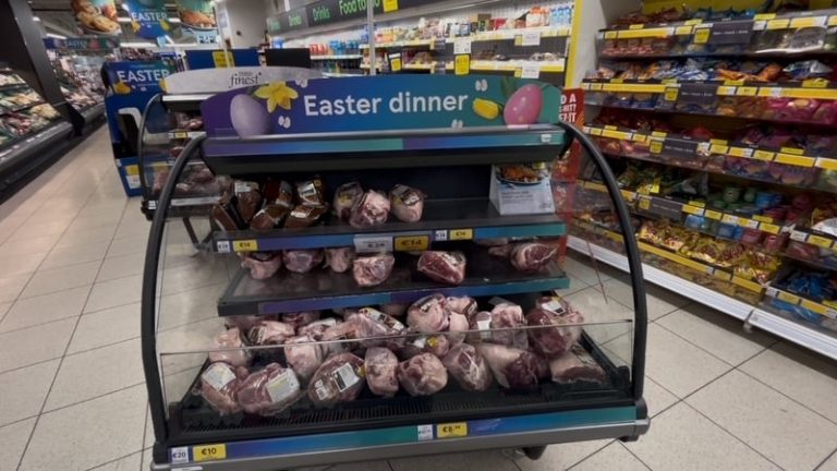 Read more about the article Easter lamb off menu for some sellers due to price rises