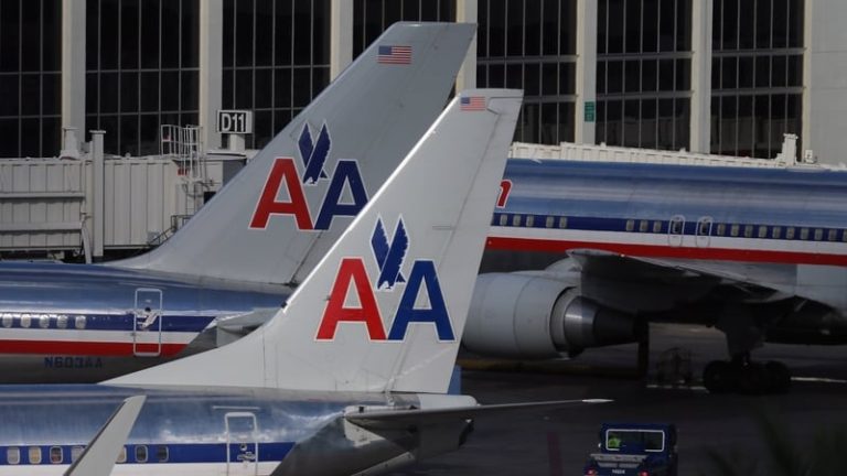 Read more about the article American Airlines pulls 2025 forecast on Trump tariffs