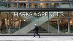 Read more about the article Cyber attack causes further chaos for shoppers at M&S