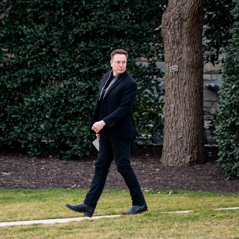 Read more about the article What Elon Musk Didn’t Budget For: Firing Workers Costs Money, Too