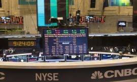 Stocks Rally on Strength in Big Tech and Dovish Fed Speak