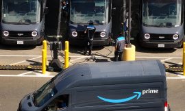 White House-Amazon Spat Culminates in Trump Calling Bezos ‘Very Nice’
