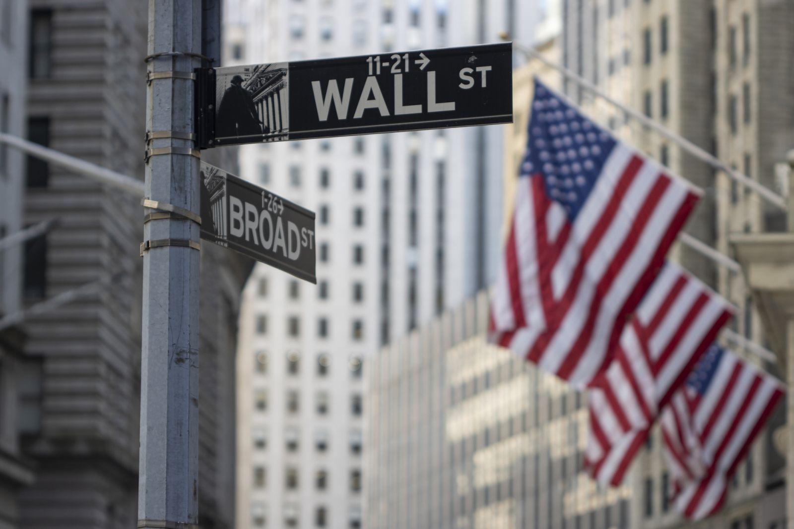 stocks-rally-as-bond-yields-fall-on-fed-friendly-us-economic-reports