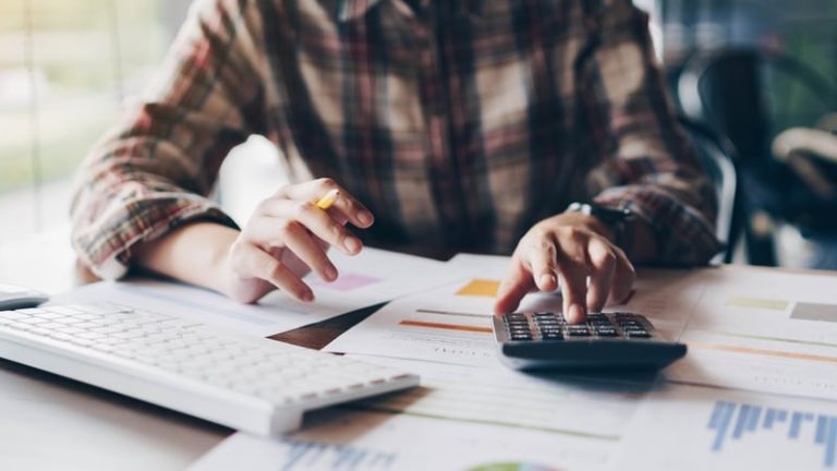 Read more about the article 7,000 businesses failed to pay back warehoused debt