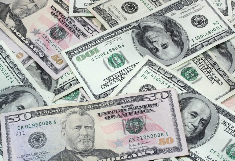 Read more about the article Weak Stocks Boost Liquidity Demand for the Dollar