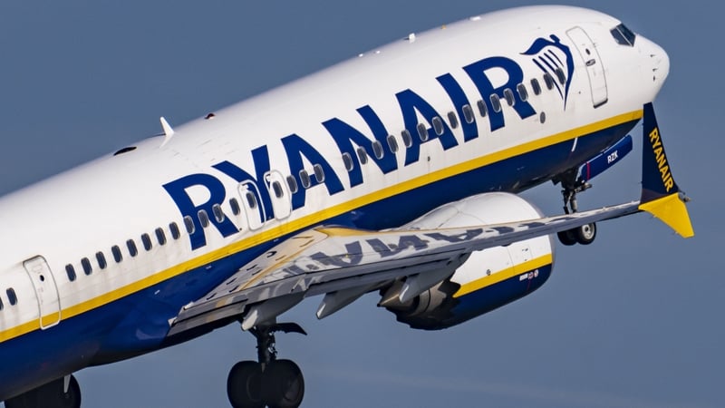 ryanair’s-annual-profit-down-16%,-forecasts-fare-rebound