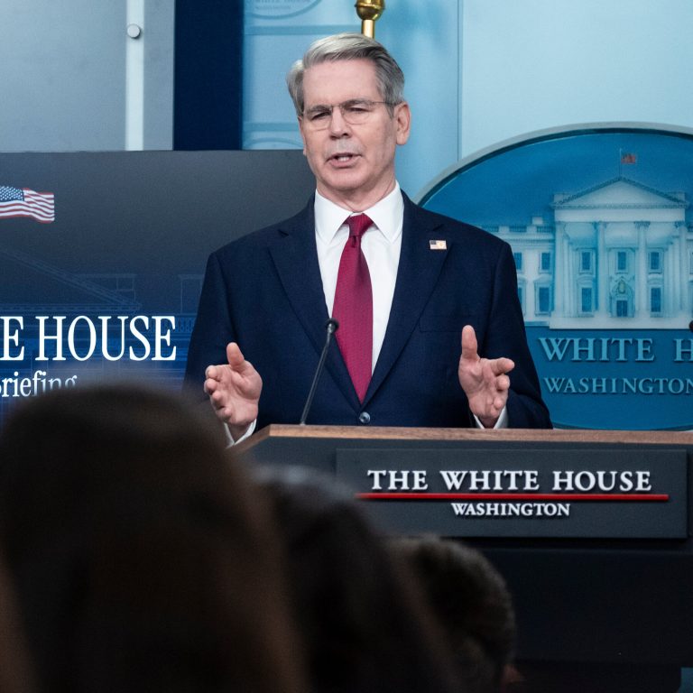 Read more about the article Global Economic Officials Gather Amid Headwinds From Trump’s Trade War
