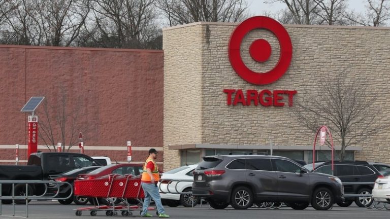Read more about the article Target cuts annual forecasts as tariff pressure mounts