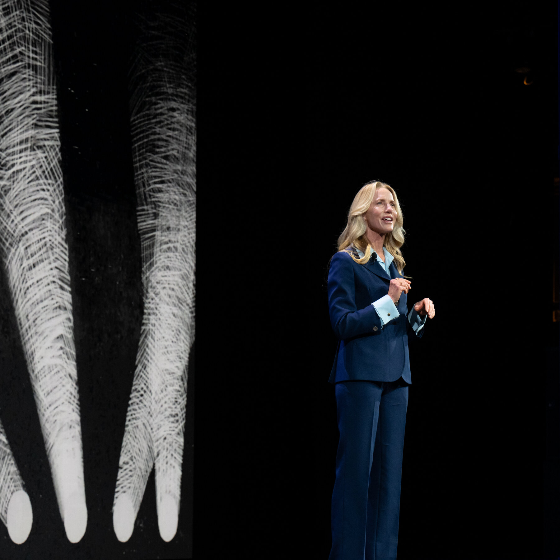 laurene-powell-jobs-cuts-10%-of-jobs-at-emerson-collective