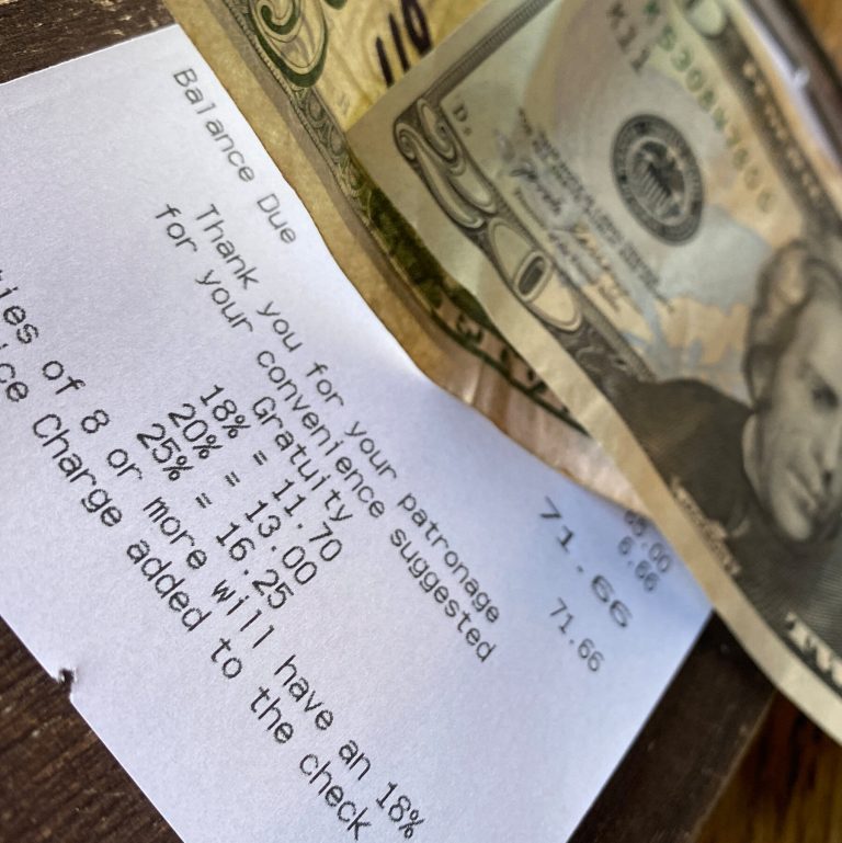 Read more about the article How ‘No Tax on Tips’ Would Affect Waiters, Drivers and Diners