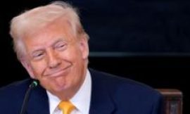 Trump defies ethical concerns to host investors in his meme coin