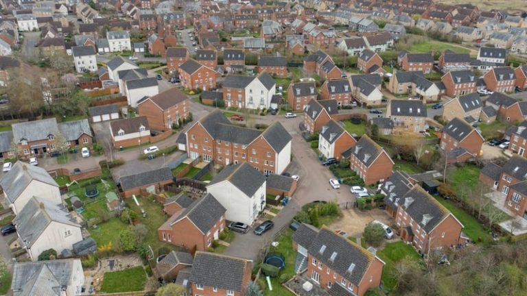 Read more about the article Housing minister’s proposal over planning permission