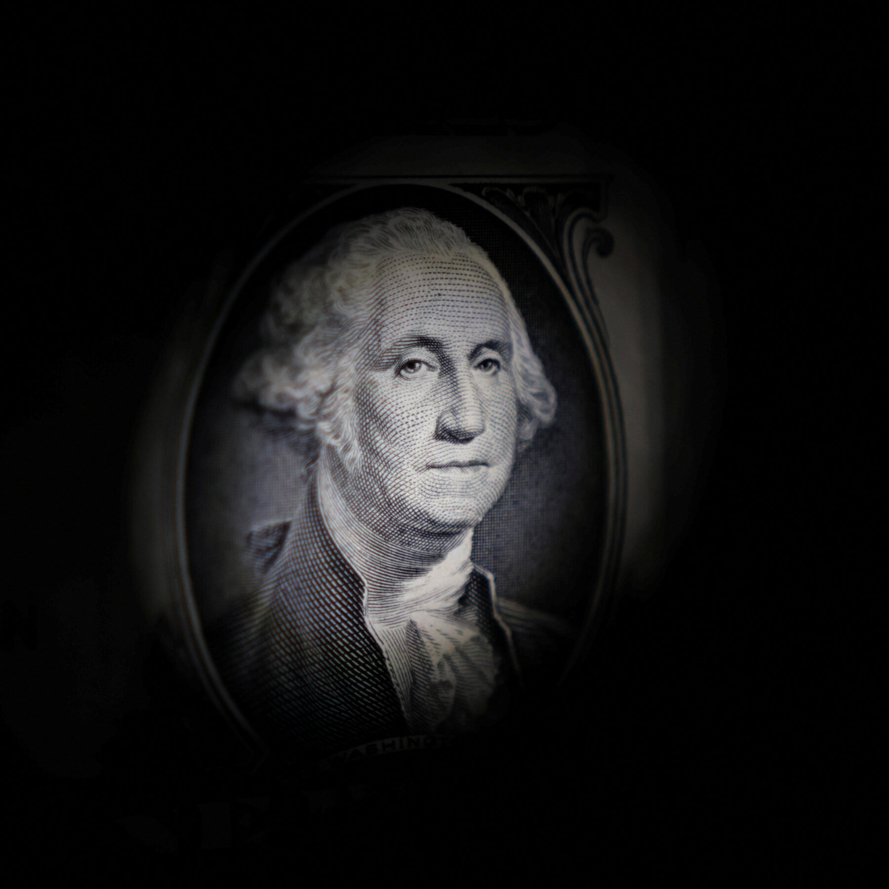 us-dollar-falls.-the-euro-could-step-up-as-reserve-currency