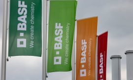 BASF confirms outlook but warns of high uncertainty