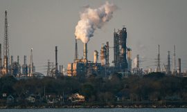Exxon and Chevron Report Lower Profits While Girding for Tariffs