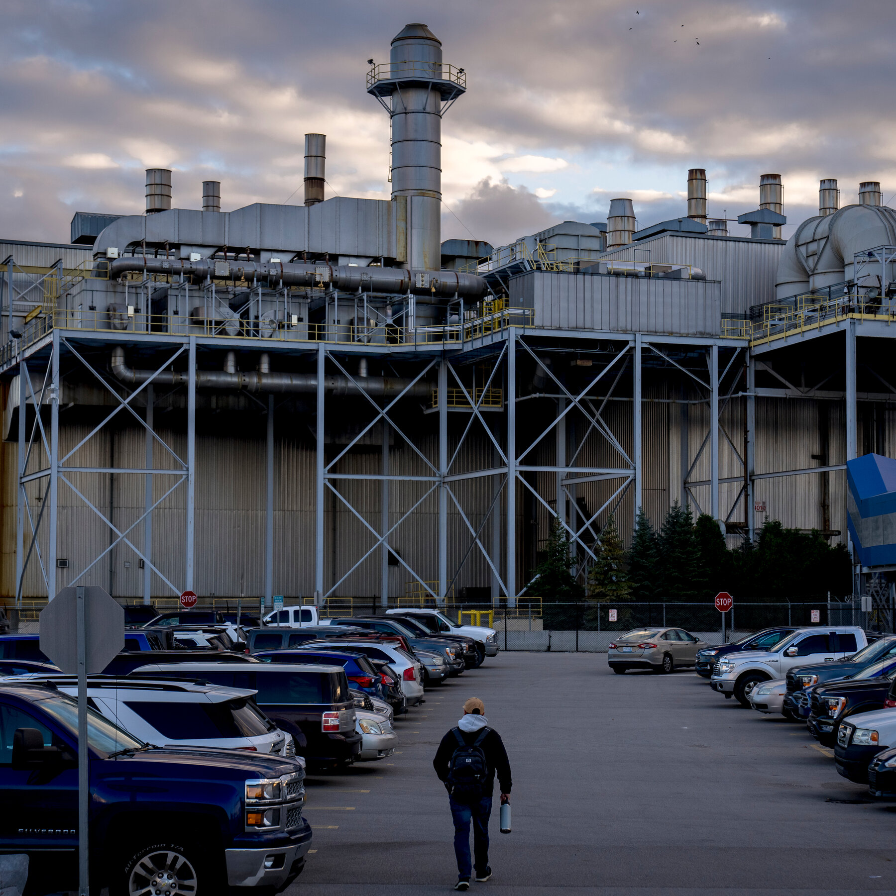 ford-says-tariffs-will-cost-company-$1.5-billion-in-2025