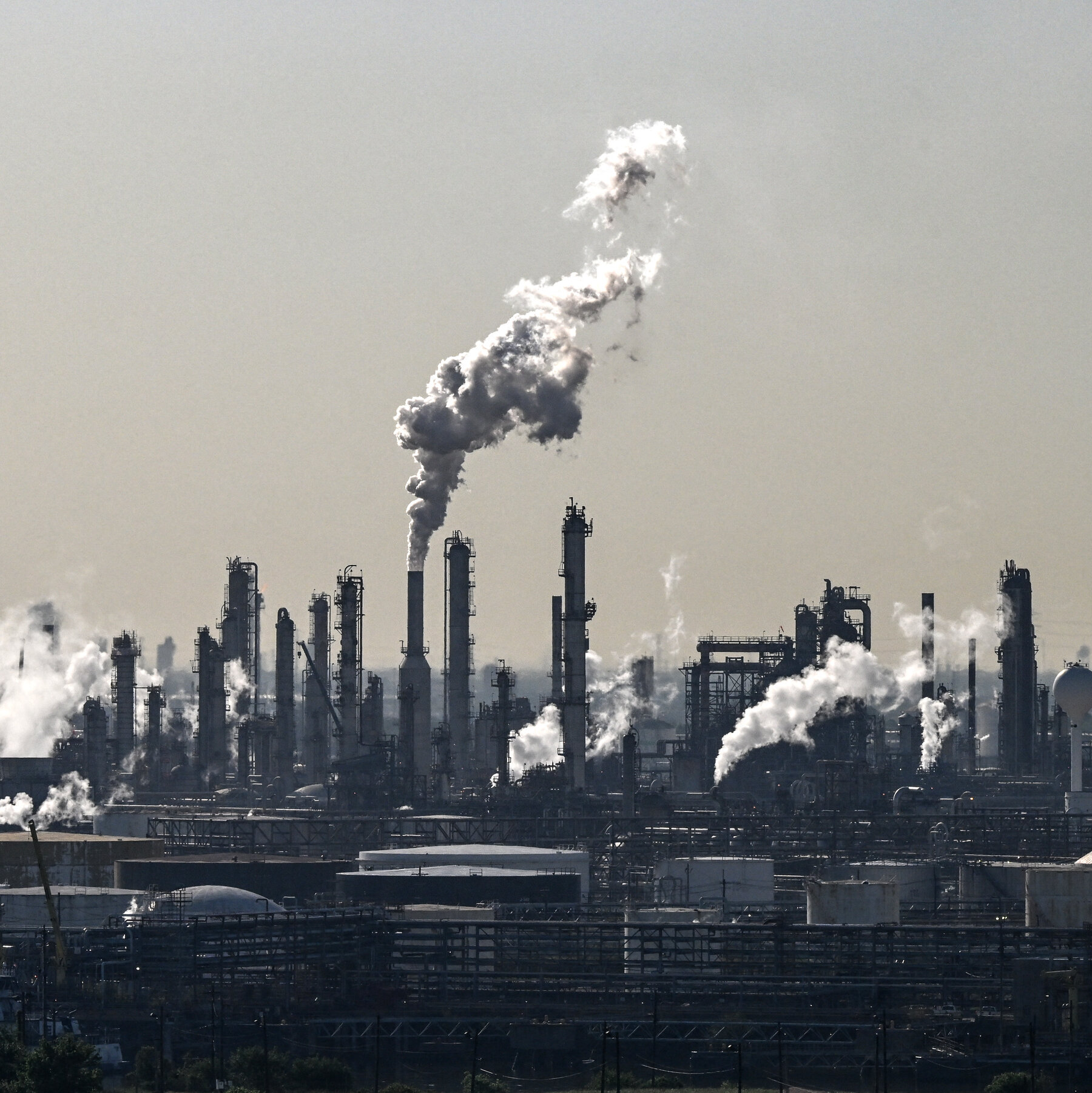 oil-prices-fall-as-opec-increases-supply-despite-fears-of-an-economic-slowdown