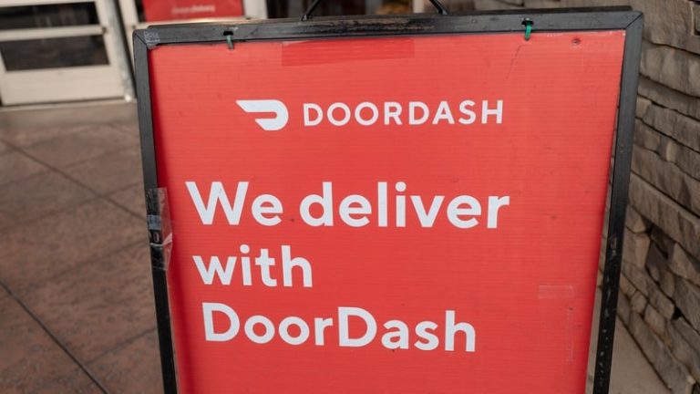 Read more about the article Deliveroo-Doordash deal – 6 key questions