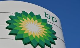 BP shares rise on rumour of bid by Shell