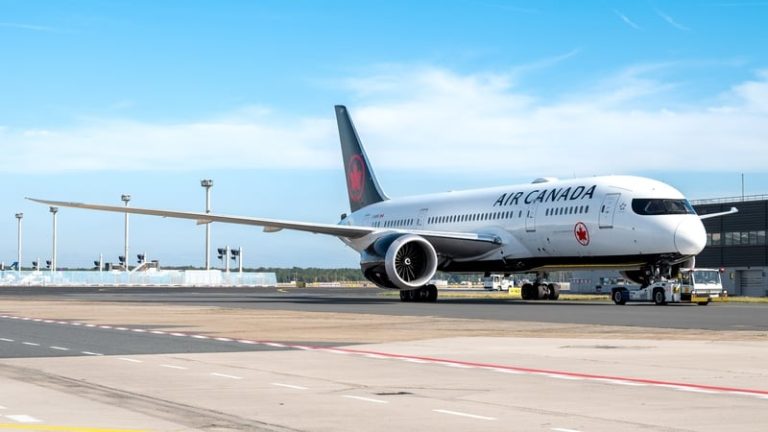 Read more about the article Air Canada resumes extended Dublin to Vancouver route