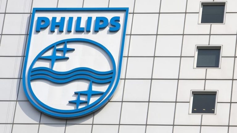 Read more about the article Philips cuts profit estimates as trade war clouds outlook