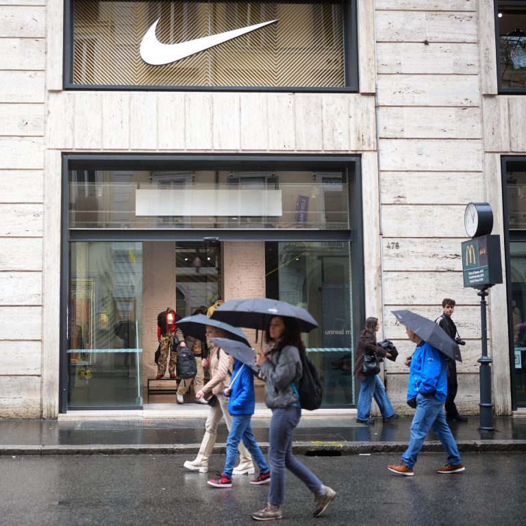 Read more about the article As Backlash to Trump’s Tariffs Grows, Europe Boycotts American Brands