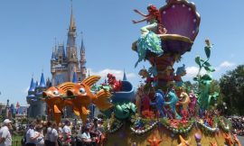 Disney beats quarterly earnings forecasts