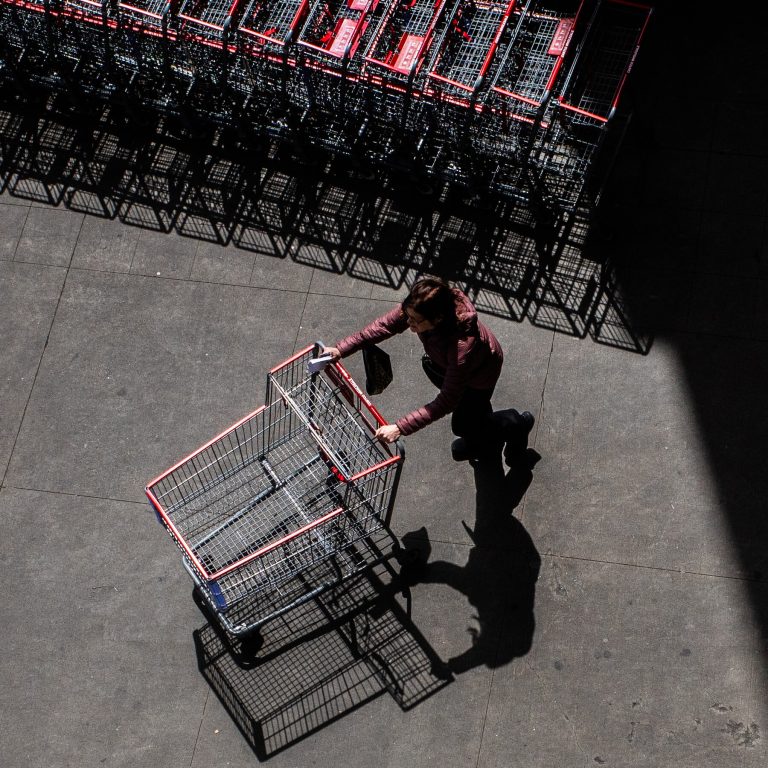 Read more about the article Are We Headed for Recession? Economists Look Everywhere for Signs.