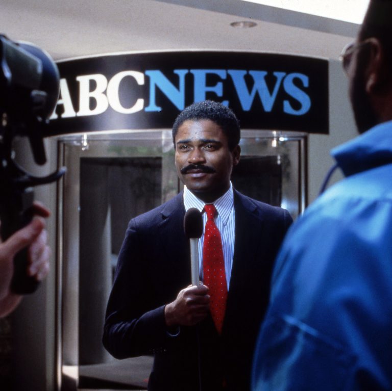 Read more about the article Kenneth Walker Dies at 73; His Journalism Bared Apartheid’s Brutality
