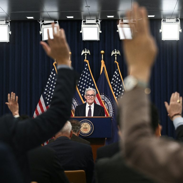 Read more about the article Why the Fed’s Waiting Game on Rate Cuts Could Extend Until September