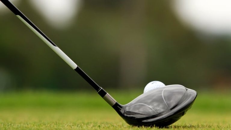 Read more about the article Green fee income boosts surplus at Lahinch Golf Club