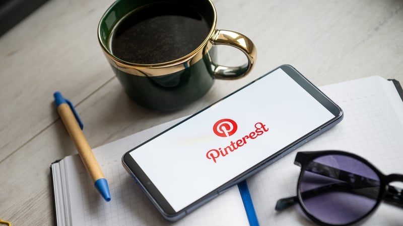 pinterest’s-revenue-forecast-gets-boost-from-ai-ad-tools