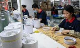 US and China agree to slash tariffs as trade war eases