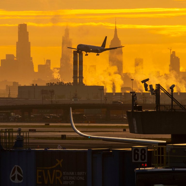 Read more about the article Newark Airport Air Traffic Staffing Shortage Forces Delays