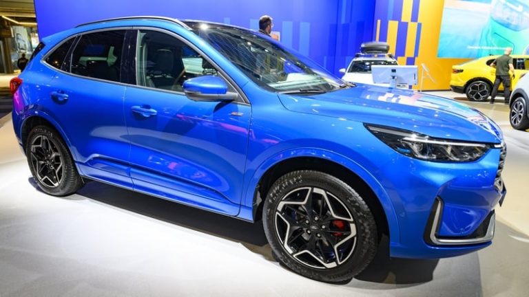 Read more about the article Ford warning Kuga PHEV owners not to charge their cars
