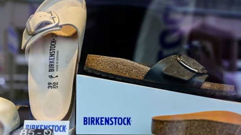 Read more about the article Birkenstock plans price hikes to offset tariffs
