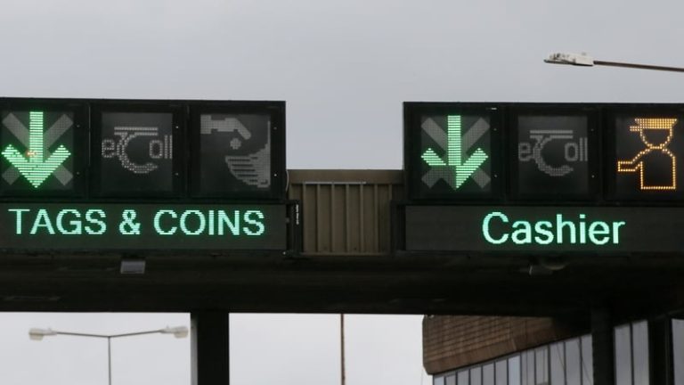 Read more about the article Disabled driver loses claim over delay at toll bridge