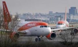 Gatwick Airport: Half-term baggage strike called off, Unite says