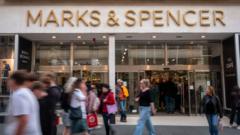 m&s-hackers-sent-abuse-and-ransom-demand-directly-to-ceo