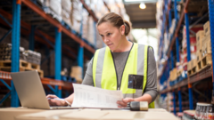 uk-firms-hold-off-on-hiring-as-job-vacancies-fall