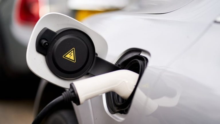 Read more about the article New electric vehicles licensed in May up 12% on last year