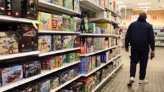 us-inflation-ticks-higher-but-tariff-impact-remains-muted