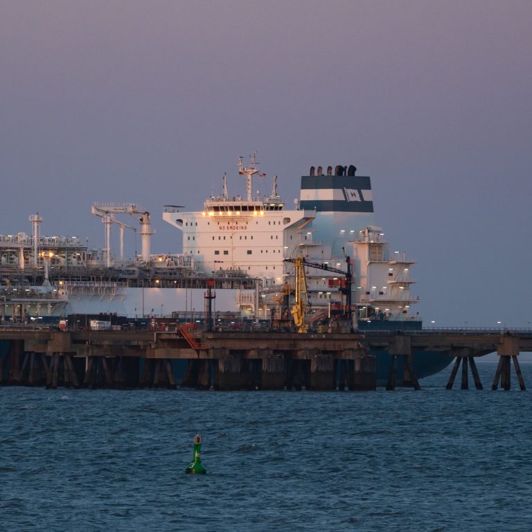 Read more about the article Germany Embraces LNG as It Weans Itself Off Russian Gas