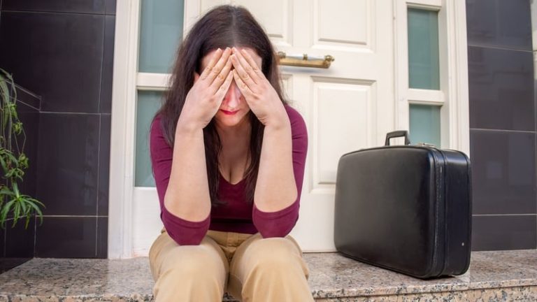 Read more about the article Holidaymakers urged to be on high alert for travel scams