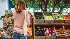 Read more about the article ‘Dismal’ month for supermarkets pushes down retail sales