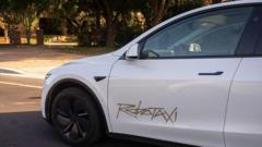 us-safety-regulators-contact-tesla-over-erratic-robotaxis