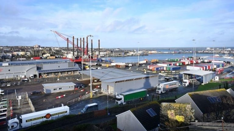 Read more about the article Govt to convene trade forum ahead of US tariffs deadline