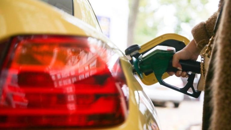 Read more about the article Petrol and diesel prices rise in June, AA analysis shows